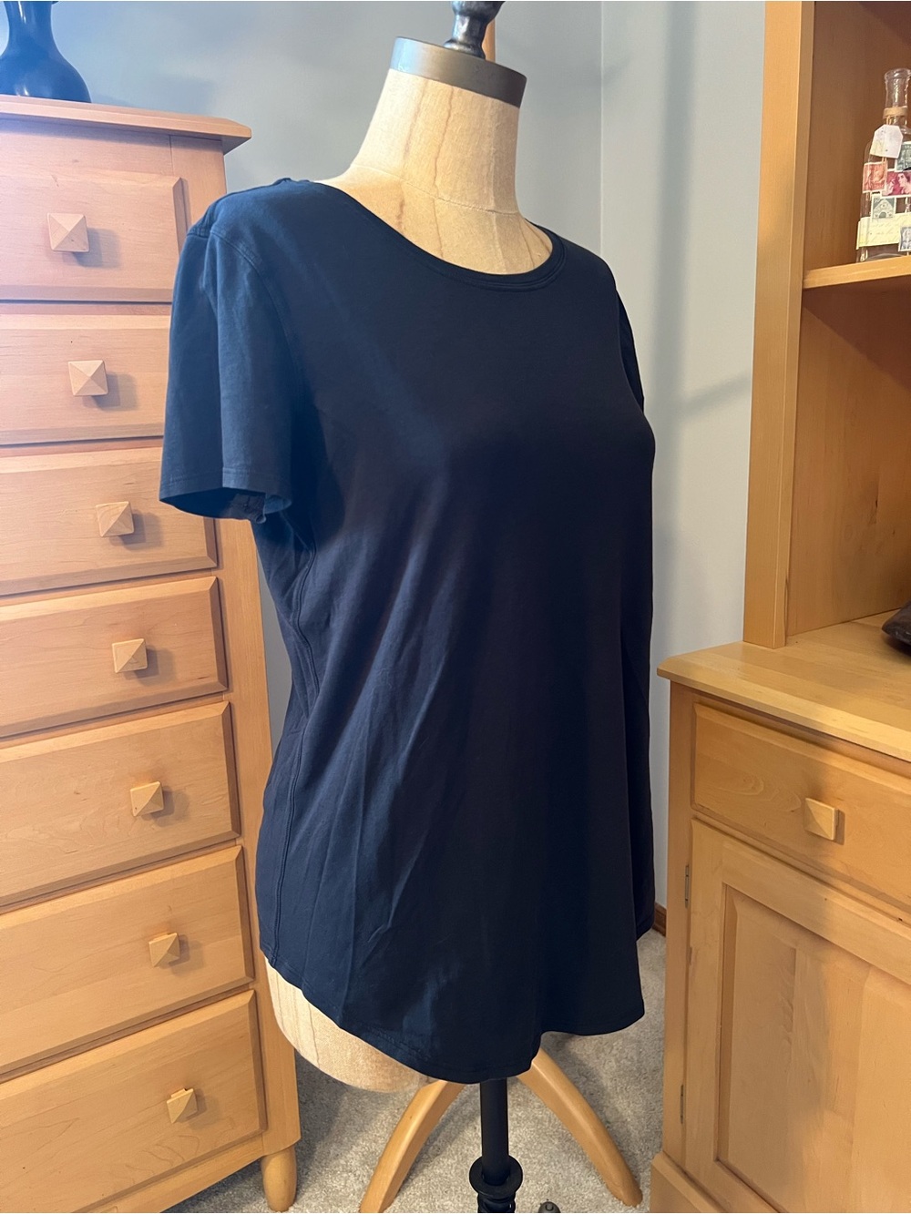 lululemon athletica Black Short Sleeve Love Crew Tee